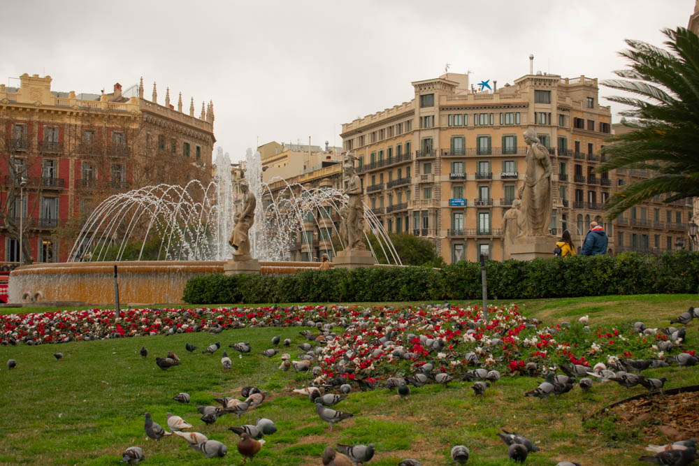 Plaça de Catalunya in Barcelona